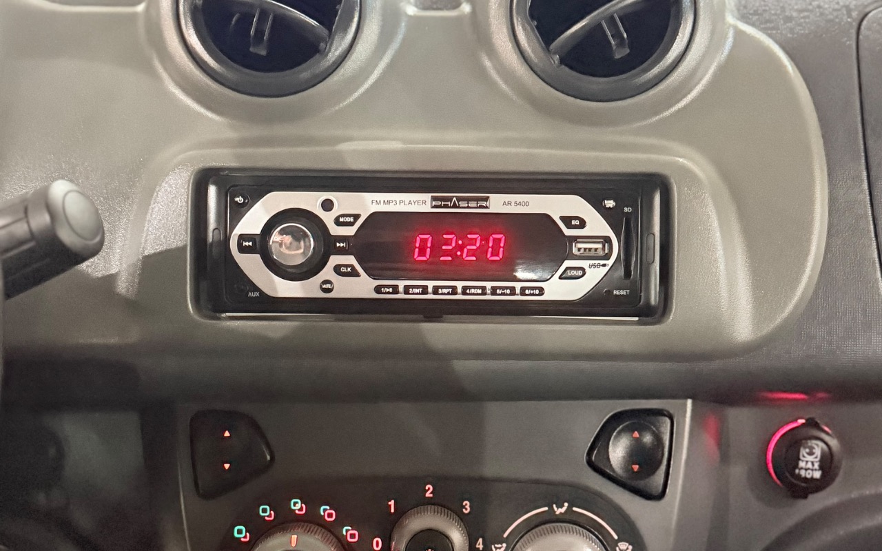 imagem-https://www.socarrao.com.br/sc-vehicle-images-prod/4097535/1790277239420-NTI0YWYxZjAtN2M1MS00MDlhLTk5ZWItZmZlYjg5NzJkYjU2LmpwZWc.jpeg