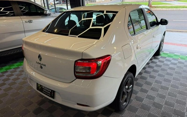 imagem-https://www.socarrao.com.br/sc-vehicle-images-prod/4097536/1790277251175-8510252_9_B_61315dd1f0.jpeg
