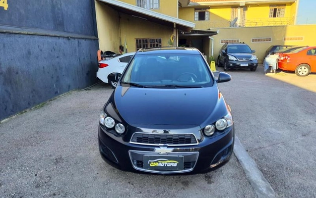 imagem-https://www.socarrao.com.br/sc-vehicle-images-prod/4097550/1790433355068-8504901_17_B_466c15407c.jpeg