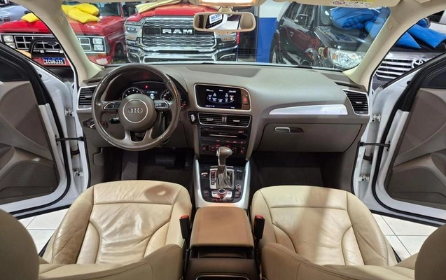imagem-https://www.socarrao.com.br/sc-vehicle-images-prod/4097633/1790279003106-8508588_15_B_7efe3fec70.jpeg