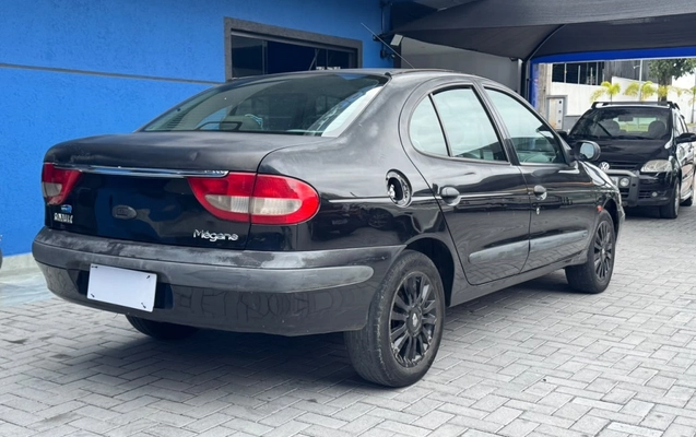 imagem-https://www.socarrao.com.br/sc-vehicle-images-prod/4097635/1790277654750-7_041816.jpg