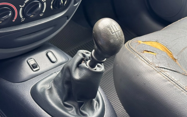 imagem-https://www.socarrao.com.br/sc-vehicle-images-prod/4097635/1790277654754-2_041816.jpg