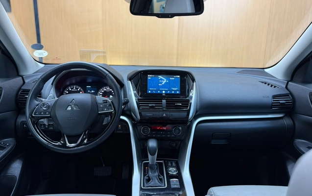 imagem-https://www.socarrao.com.br/sc-vehicle-images-prod/4097646/1790278164192-003_5df6513ff524952466ced12797910d4d.jpg