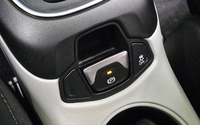 imagem-https://www.socarrao.com.br/sc-vehicle-images-prod/40978/1778685400293-ee35632458a3440d8adc671be3a2fe7b_1758366360205.jpg