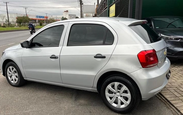 imagem-https://www.socarrao.com.br/sc-vehicle-images-prod/4098057/1790278584763-8505058_5_B_1b7fa7e93a.jpeg