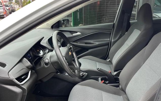 imagem-https://www.socarrao.com.br/sc-vehicle-images-prod/4098232/1790278939734-8510433_14_B_f3403ebc79.jpeg