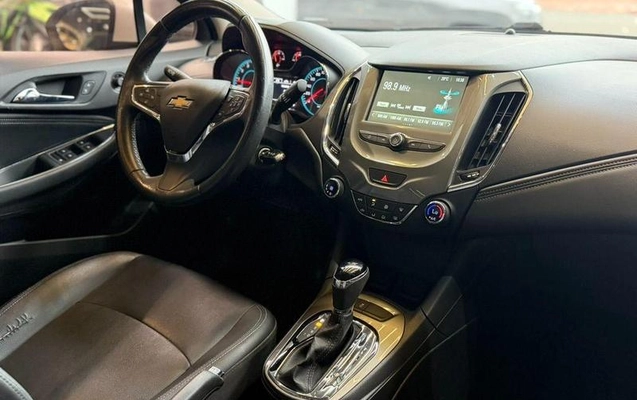 imagem-https://www.socarrao.com.br/sc-vehicle-images-prod/4098371/1790279134139-8463040_7_B_998c568938.jpeg