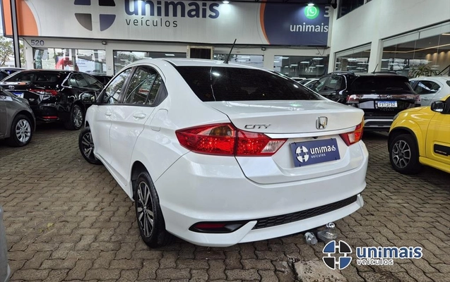 imagem-https://www.socarrao.com.br/sc-vehicle-images-prod/4098384/1790279200231-a74e2a81-fef4-43dd-b5f5-cce93a8afde220260924161914.jpeg