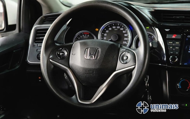 imagem-https://www.socarrao.com.br/sc-vehicle-images-prod/4098384/1790279200235-ff8ccbf0-9846-4b69-9abc-7df3ddb9d9f320260924161918.jpeg