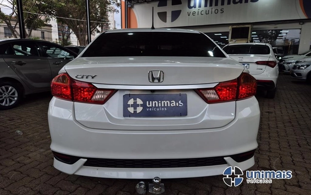 imagem-https://www.socarrao.com.br/sc-vehicle-images-prod/4098384/1790279200239-644243dc-b405-44ff-aadf-6bf2d89e168520260924161913.jpeg