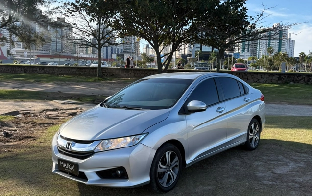 imagem-https://www.socarrao.com.br/sc-vehicle-images-prod/4098692/1790279949710-003_f356de441122330e5c29889eefdf1164.jpg