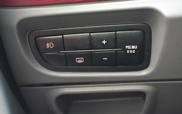 imagem-https://www.socarrao.com.br/sc-vehicle-images-prod/4098723/1790280152363-8494013_18_B_f7418328c1.jpeg