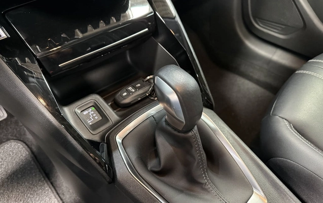 imagem-https://www.socarrao.com.br/sc-vehicle-images-prod/4098738/1790367609433-vehicle_image_1790280212_eb207784e59bd3e6c9f056296f22284f.jpeg