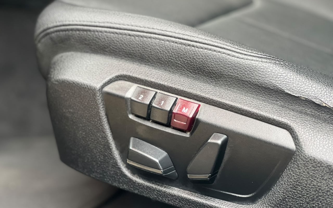 imagem-https://www.socarrao.com.br/sc-vehicle-images-prod/4098742/1790280286137-V2hhdHNBcHAgSW1hZ2UgMjAyNi0wOS0yNCBhdCAxNi4xNC4xOCAoMikuanBlZw.jpeg