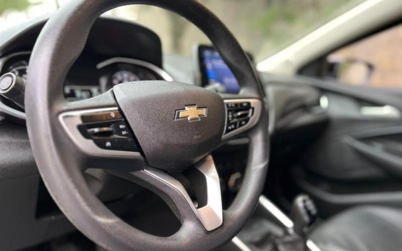 imagem-https://www.socarrao.com.br/sc-vehicle-images-prod/4098743/1790280286539-RkNfMzQ0NjVfODQ4OTUyMl8xMl9WXzhhMThjNzRkMmYuanBlZw.jpeg