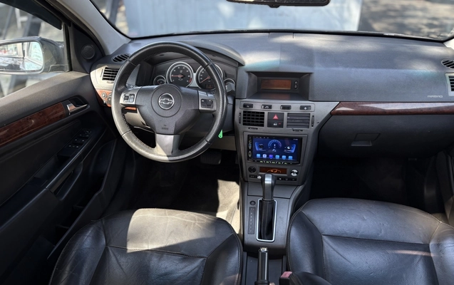 imagem-https://www.socarrao.com.br/sc-vehicle-images-prod/4098744/1790280297645-1_020237.jpg