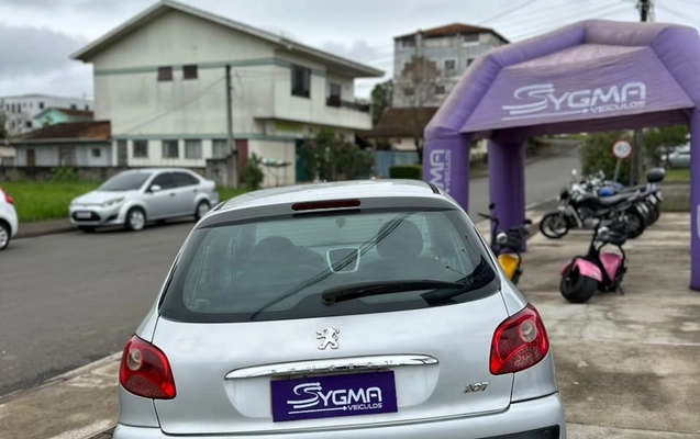 imagem-https://www.socarrao.com.br/sc-vehicle-images-prod/4098848/1790280545651-641c454c3406435aa469e393351e1148_1790280469552.jpg