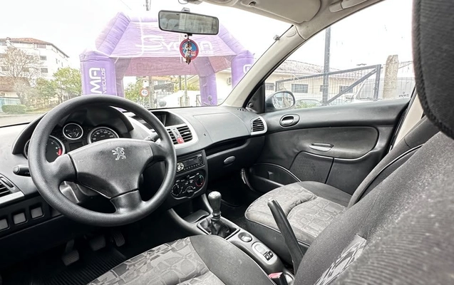 imagem-https://www.socarrao.com.br/sc-vehicle-images-prod/4098848/1790280545653-1c89bafb294a4b6083f599f5171eeca1_1790280469561.jpg