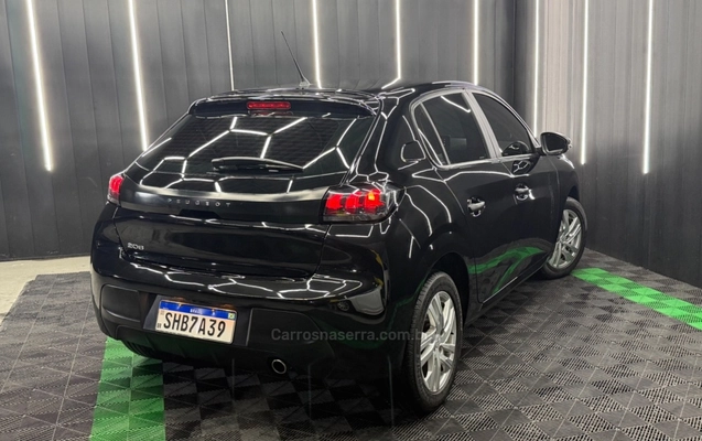 imagem-https://www.socarrao.com.br/sc-vehicle-images-prod/4098900/1790280592047-9de1f5b4448ccd04adf3d6ff27bb0ae1_big.jpeg