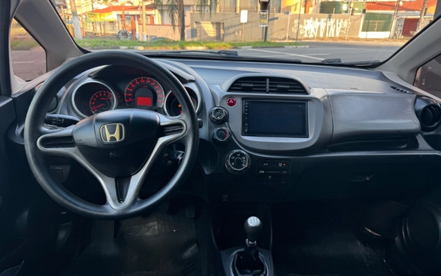 imagem-https://www.socarrao.com.br/sc-vehicle-images-prod/4098948/1790888289325-gb-9c5ffc0.jpeg