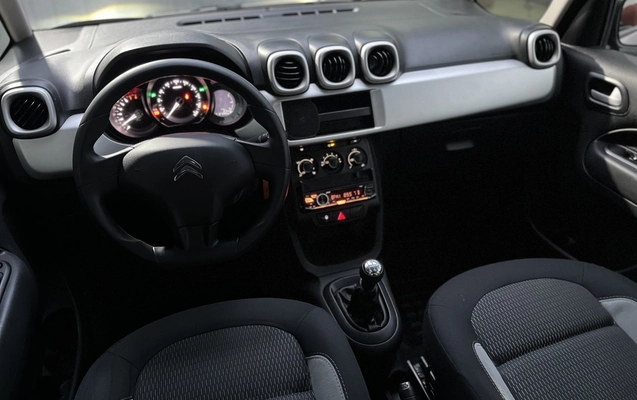 imagem-https://www.socarrao.com.br/sc-vehicle-images-prod/4099000/1790280749750-1_053507.jpg
