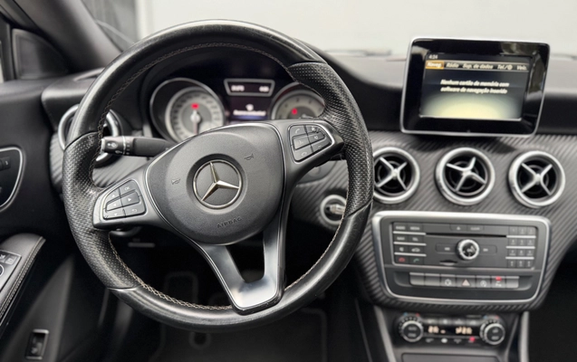 imagem-https://www.socarrao.com.br/sc-vehicle-images-prod/4099032/1790280903719-1b0c7bca-ba33-44fc-8399-abae9820839a.jpg
