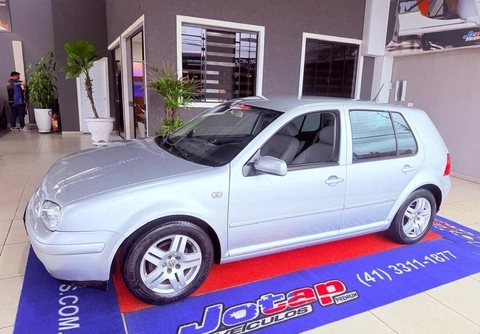 Volkswagen Golf 2003 Prata — foto 1 de 3