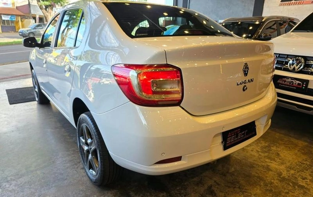 imagem-https://www.socarrao.com.br/sc-vehicle-images-prod/4099161/1790282716050-8511254_2_B_ab010e69b7.jpeg