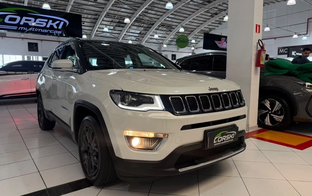 imagem-https://www.socarrao.com.br/sc-vehicle-images-prod/4099173/1790281311115-ZGM0NzU2ODktNTgyZi00NzYyLWFlM2QtMjkwNDMxZWYyMWIwLmpwZWc.jpeg