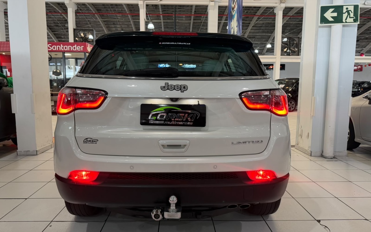imagem-https://www.socarrao.com.br/sc-vehicle-images-prod/4099173/1790281311317-Njg3YmFkNmQtZjMyMS00NDAwLWE4YzgtYjg4MzVmMGFkZTk1LmpwZWc.jpeg