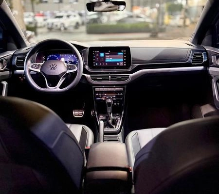 imagem-https://www.socarrao.com.br/sc-vehicle-images-prod/4099243/1790349791924-8492885_17_B_692ad56b36.jpeg