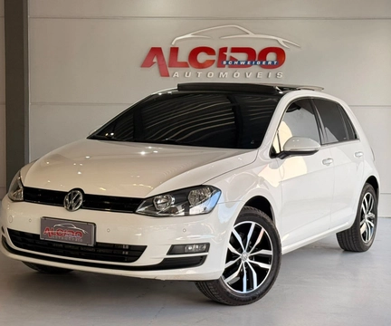 Volkswagen Golf 2015 Branco — foto 1 de 3