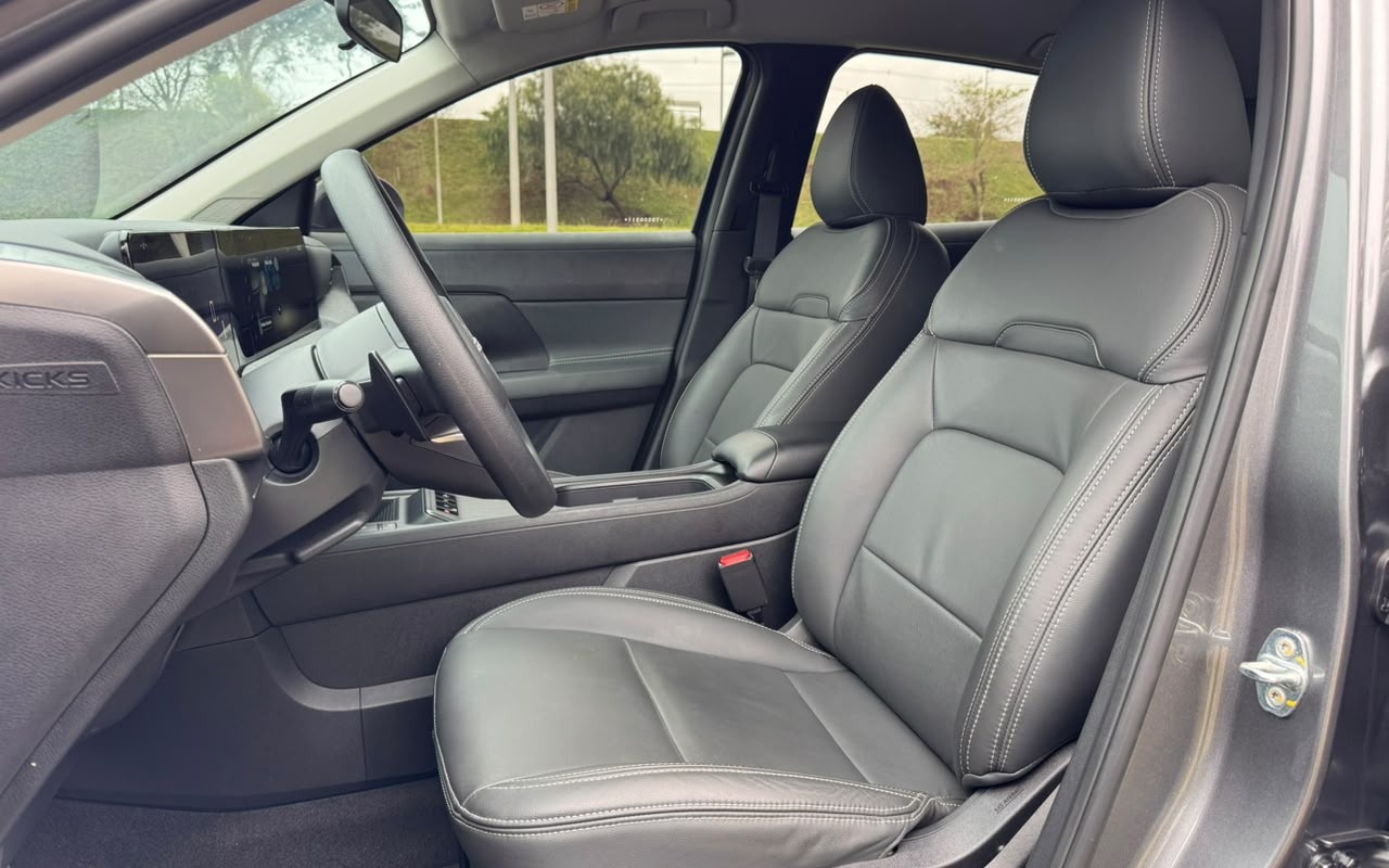 imagem-https://www.socarrao.com.br/sc-vehicle-images-prod/4099271/1790281505193-V2hhdHNBcHAgSW1hZ2UgMjAyNi0wOS0yMyBhdCAxNS40NS4zNyAoMSkuanBlZw.jpeg