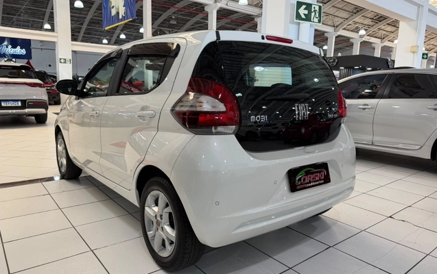 imagem-https://www.socarrao.com.br/sc-vehicle-images-prod/4099292/1790281526216-MzEyYTRjNTYtMjNjYi00YmM3LTk3MWUtZmVlYzc2NmI5OTMyLmpwZWc.jpeg