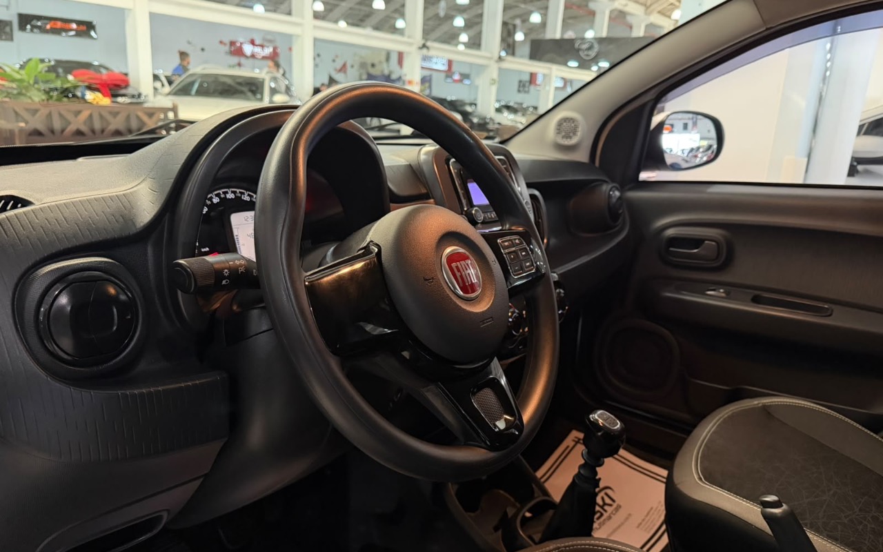 imagem-https://www.socarrao.com.br/sc-vehicle-images-prod/4099292/1790281526645-MjVkOTFkMmMtODA1MS00ZTdiLTk4YzMtOTJlNzRlZmQwMzE4LmpwZWc.jpeg