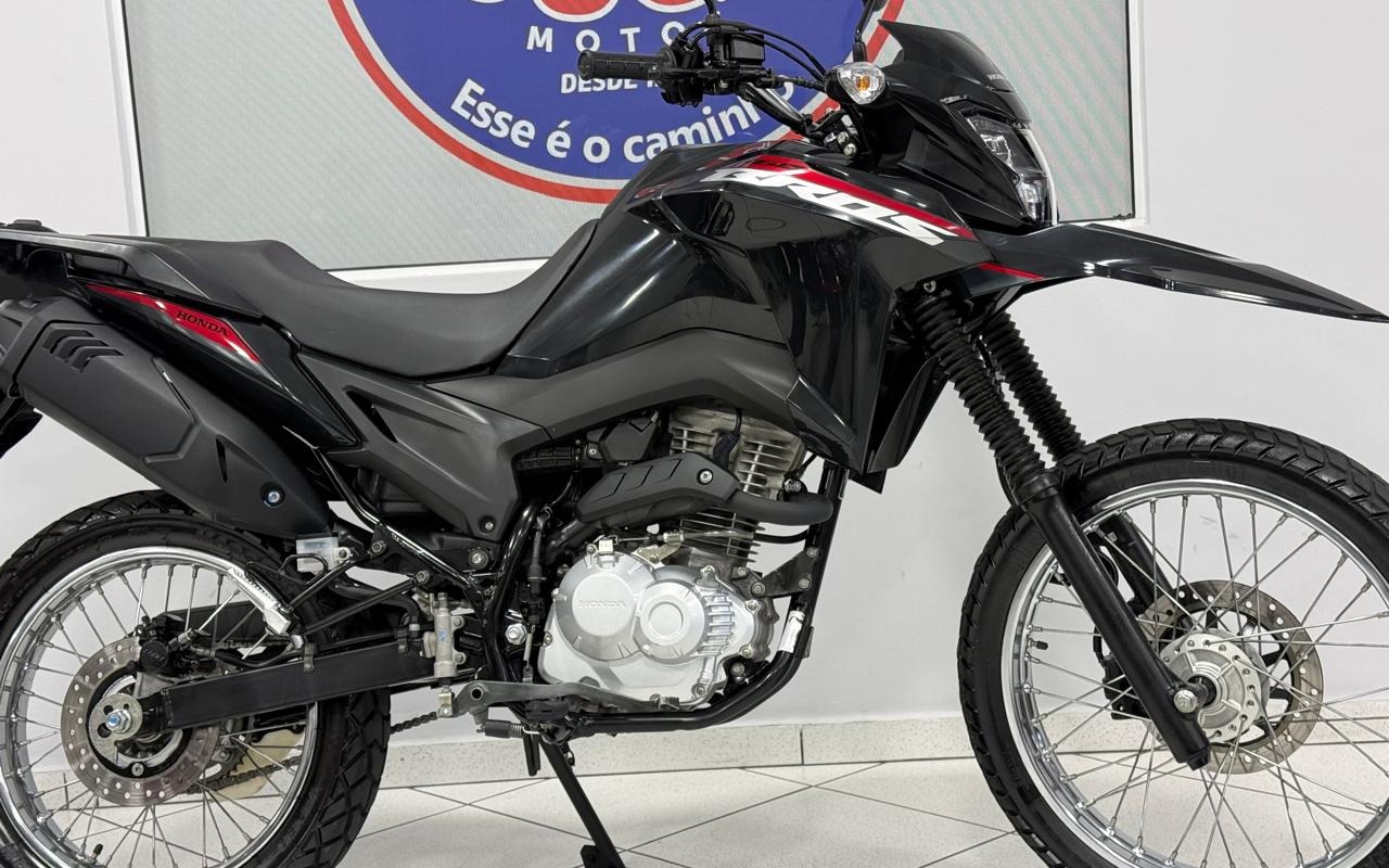 imagem-https://www.socarrao.com.br/sc-vehicle-images-prod/4099329/1790281568028-V2hhdHNBcHAgSW1hZ2UgMjAyNi0wOS0xNyBhdCAxNy4zMi40OCAoMSkuanBlZw.jpeg