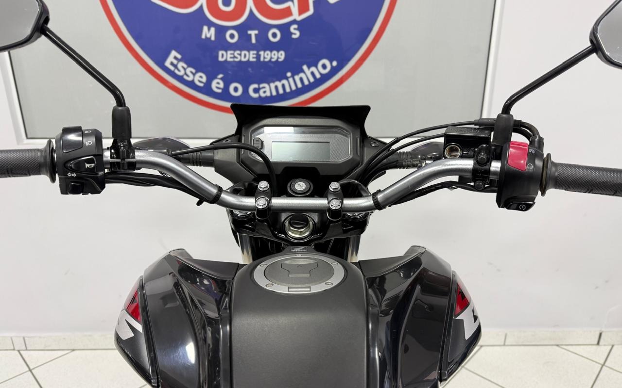imagem-https://www.socarrao.com.br/sc-vehicle-images-prod/4099329/1790281568681-V2hhdHNBcHAgSW1hZ2UgMjAyNi0wOS0xNyBhdCAxNy4zMi40OCAoOSkuanBlZw.jpeg