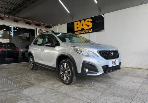 Peugeot 2008 2022 Prata — foto 1 de 3