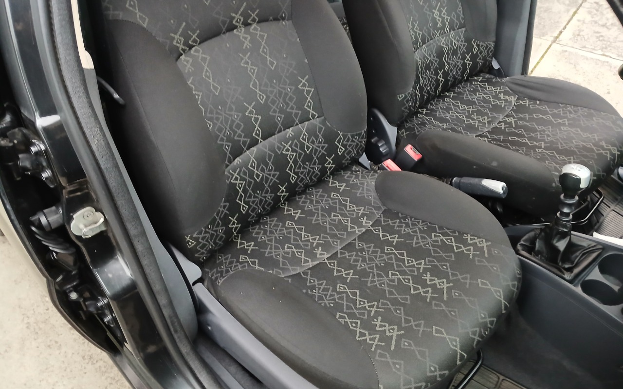 imagem-https://www.socarrao.com.br/sc-vehicle-images-prod/4099515/1790281926945-MTc5MDI4MTU1OTY3MzUwMTkxNDU5NTU3MDY3NDA1My5qcGc.jpg