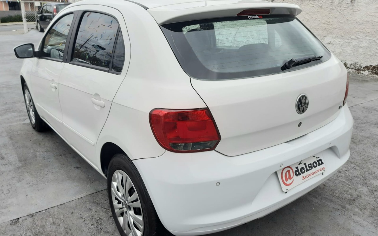 imagem-https://www.socarrao.com.br/sc-vehicle-images-prod/4099613/1790282277244-MDYuanBlZw.jpeg