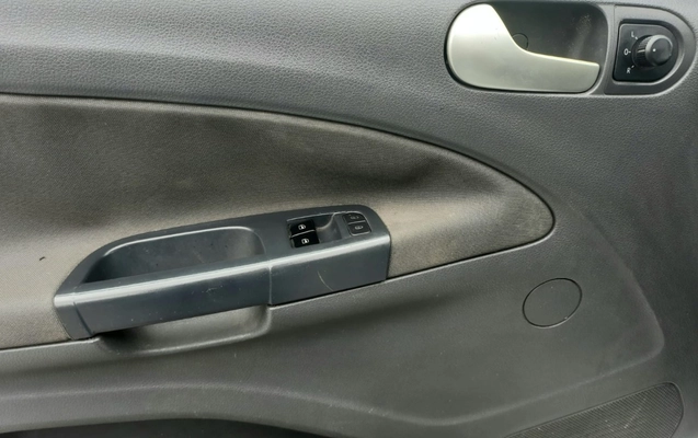 imagem-https://www.socarrao.com.br/sc-vehicle-images-prod/4099613/1790282277733-MTEuanBlZw.jpeg