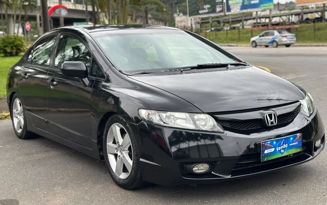imagem-https://www.socarrao.com.br/sc-vehicle-images-prod/4099672/1790282359638-003_1cb525a694cad9febb6cb3c741873cb2.jpg