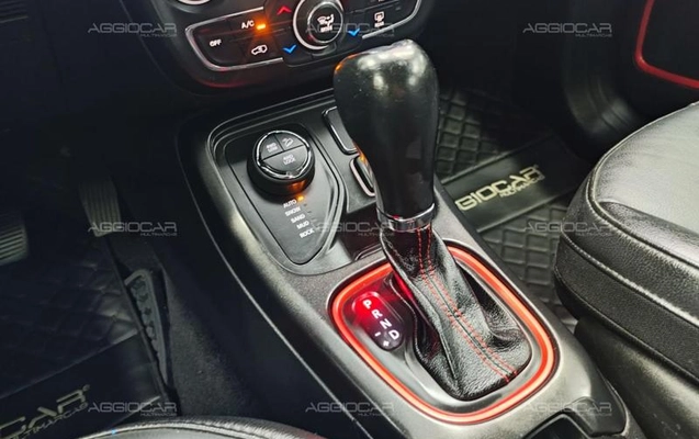 imagem-https://www.socarrao.com.br/sc-vehicle-images-prod/4099802/1790282500603-6638554_26_B_f9b362f0fb.jpeg