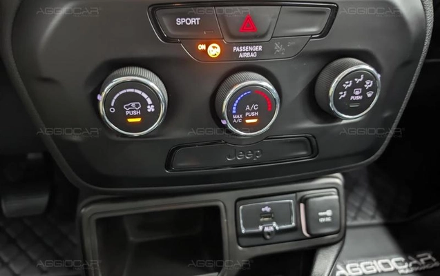 imagem-https://www.socarrao.com.br/sc-vehicle-images-prod/4099859/1790282528976-8305948_14_B_4e66904b59.jpeg
