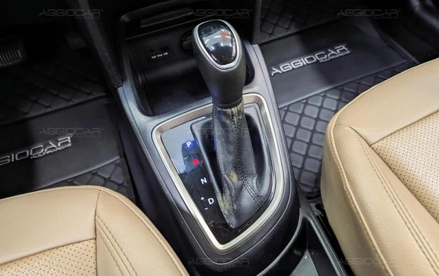 imagem-https://www.socarrao.com.br/sc-vehicle-images-prod/4099901/1790282550006-8461233_5_B_7195204765.jpeg