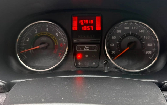 imagem-https://www.socarrao.com.br/sc-vehicle-images-prod/4099919/1790282559629-Mjg3ZTliZmQtNmMwMS00Y2JhLTg2YjEtNTY4ZThlYzFjYzQ3LmpwZw.jpg