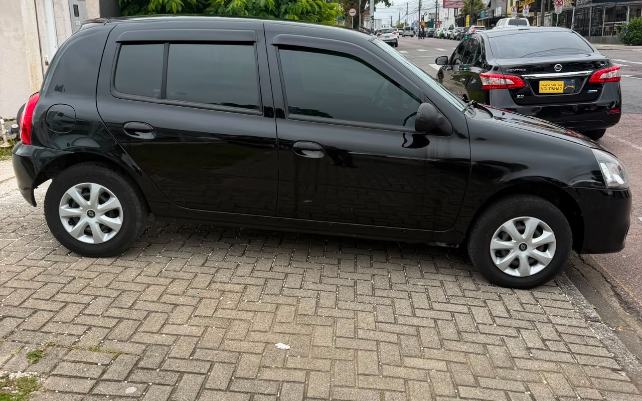 imagem-https://www.socarrao.com.br/sc-vehicle-images-prod/4099919/1790282560010-ZjhiMWQ2MzYtN2JiZS00OTI2LWEzZjItNzFmNzY3MzI4ZDg3LmpwZw.jpg