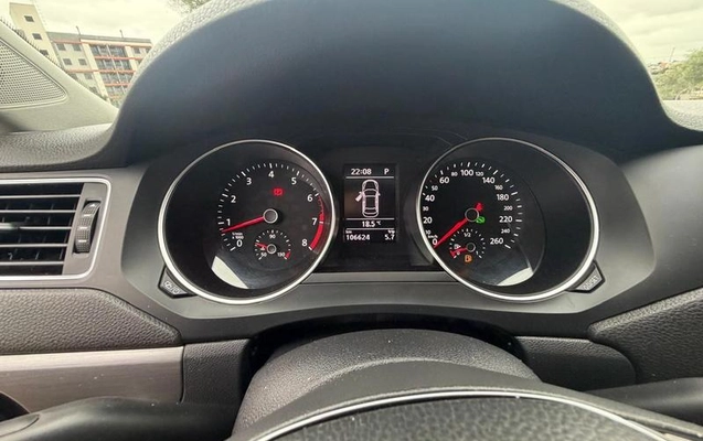imagem-https://www.socarrao.com.br/sc-vehicle-images-prod/4099939/1790282585382-8500959_20_B_75dbd65ad8.jpeg