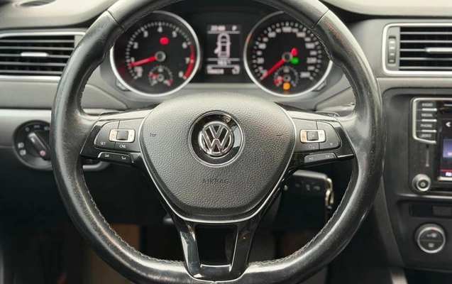 imagem-https://www.socarrao.com.br/sc-vehicle-images-prod/4099939/1790282585384-8500959_16_B_b127bce835.jpeg