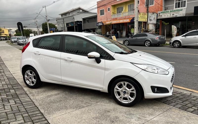imagem-https://www.socarrao.com.br/sc-vehicle-images-prod/4099953/1790282661632-8511095_3_B_9fb7461bfb.jpeg